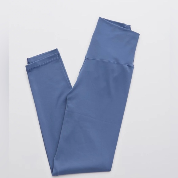 OFFLINE By Aerie Real Me High Waisted Crossover Legging - Picture 4 of 5